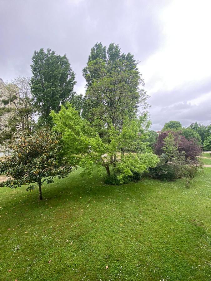 Superbe Appartement Au Calme Avec Parking Gratuit. Mérignac Εξωτερικό φωτογραφία